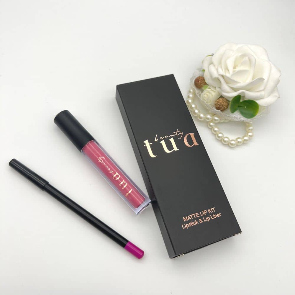 Tua Beauty - Kit de batom resistente à transferência 5 ml + lápis de delineador de lábios